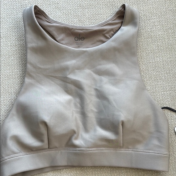 ALO Yoga Tan Sports Bra - Picture 3 of 4